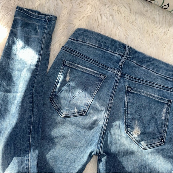 Mother • The Looker Distressed Skinny Jeans in Graffiti Girl - Picture 5 of 16